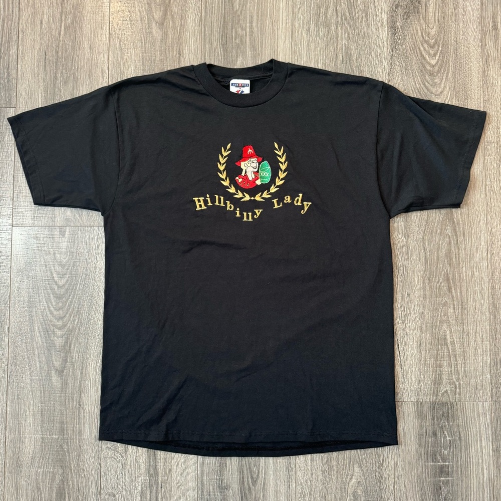 HILLBILLY LADY EMBROIDERED GRAPHIC TEE